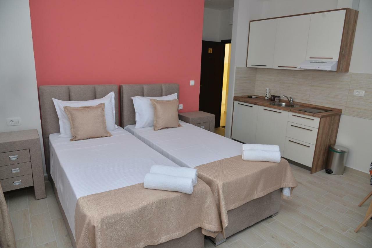 Helada Apartments Tivat Ngoại thất bức ảnh