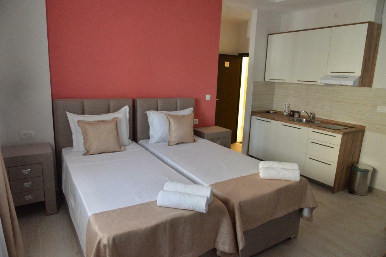 Helada Apartments Tivat Ngoại thất bức ảnh