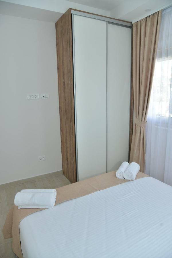 Helada Apartments Tivat Ngoại thất bức ảnh