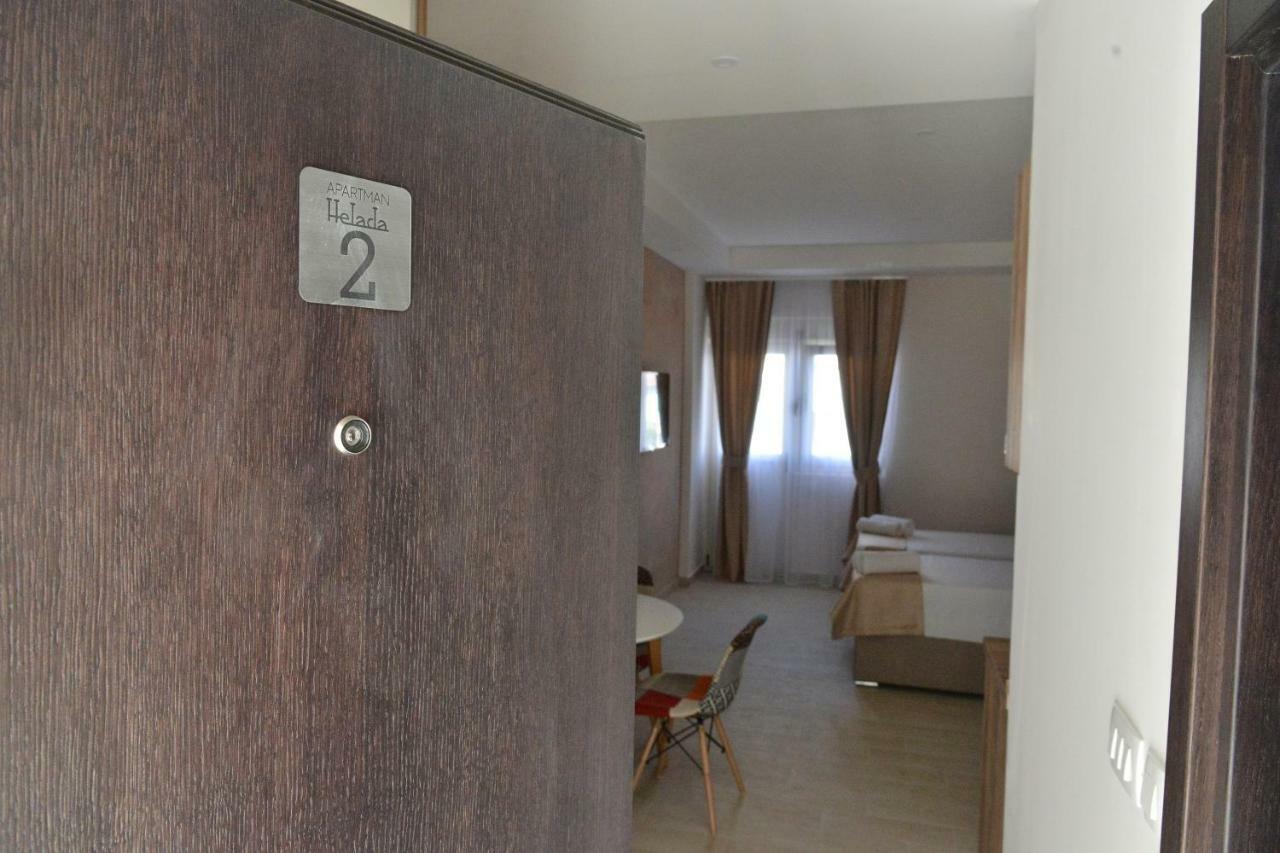 Helada Apartments Tivat Ngoại thất bức ảnh