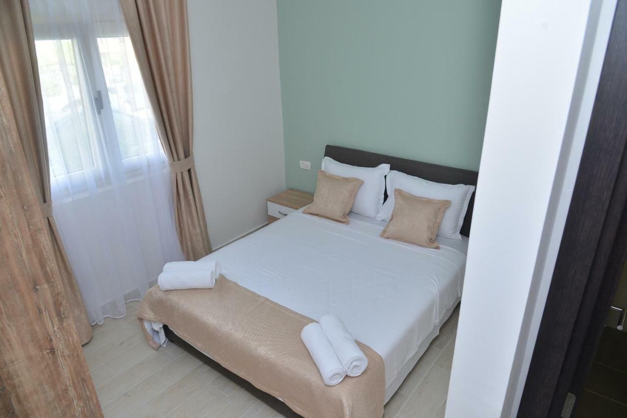 Helada Apartments Tivat Ngoại thất bức ảnh