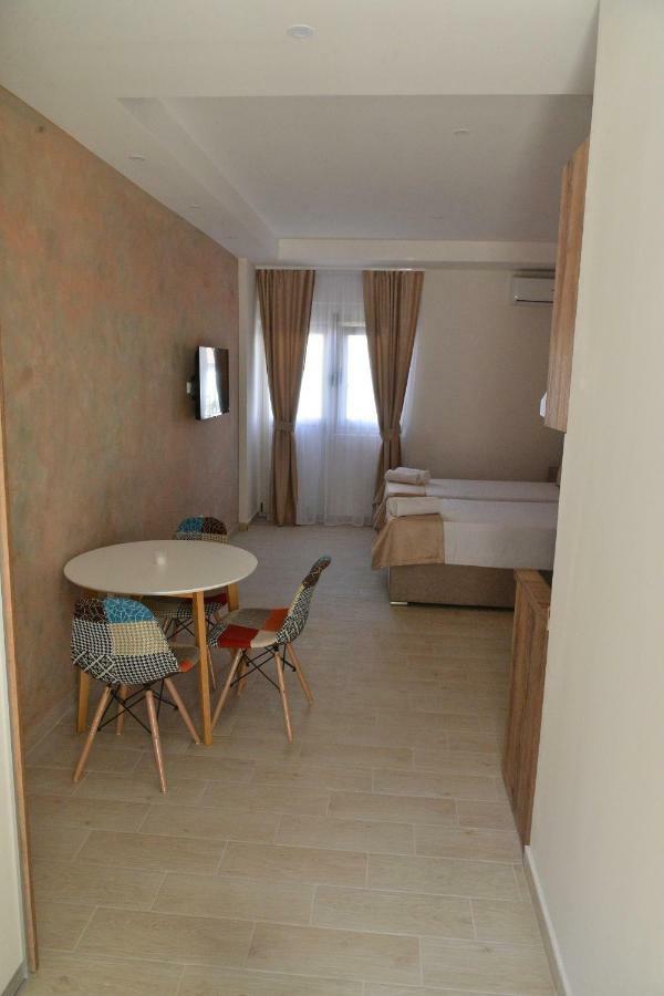 Helada Apartments Tivat Ngoại thất bức ảnh